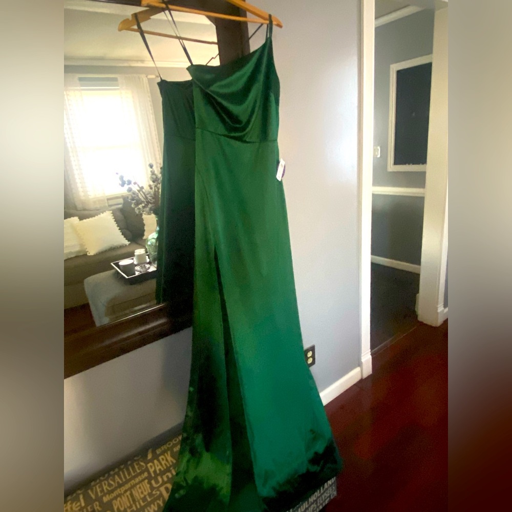 Long Emerald dress